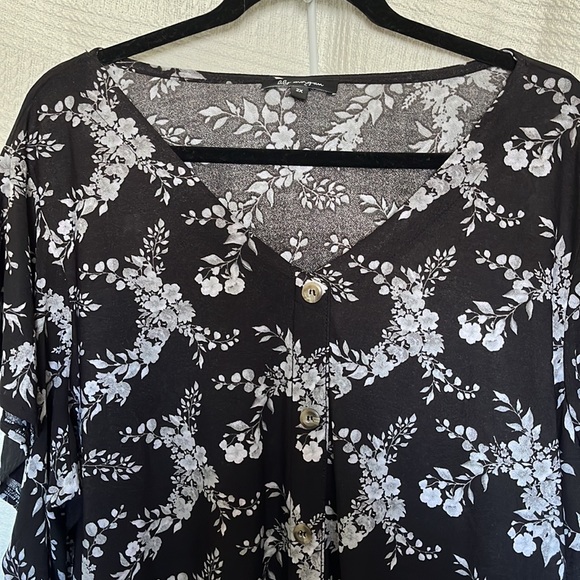 EUC flutter sleeve short sleeve blouse - Picture 5 of 7